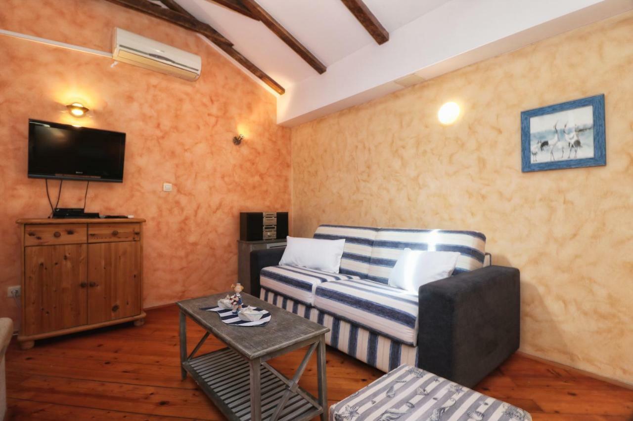 Superb Townhouse Villa Montalbano Rovinj Zewnętrze zdjęcie